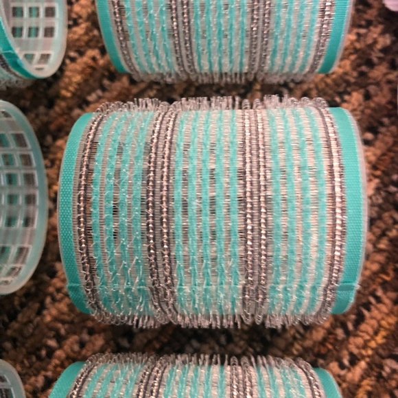 Self Grip Hair Rollers Set of 14 Two Sizes Used Curlers Hair Styling - Picture 6 of 12